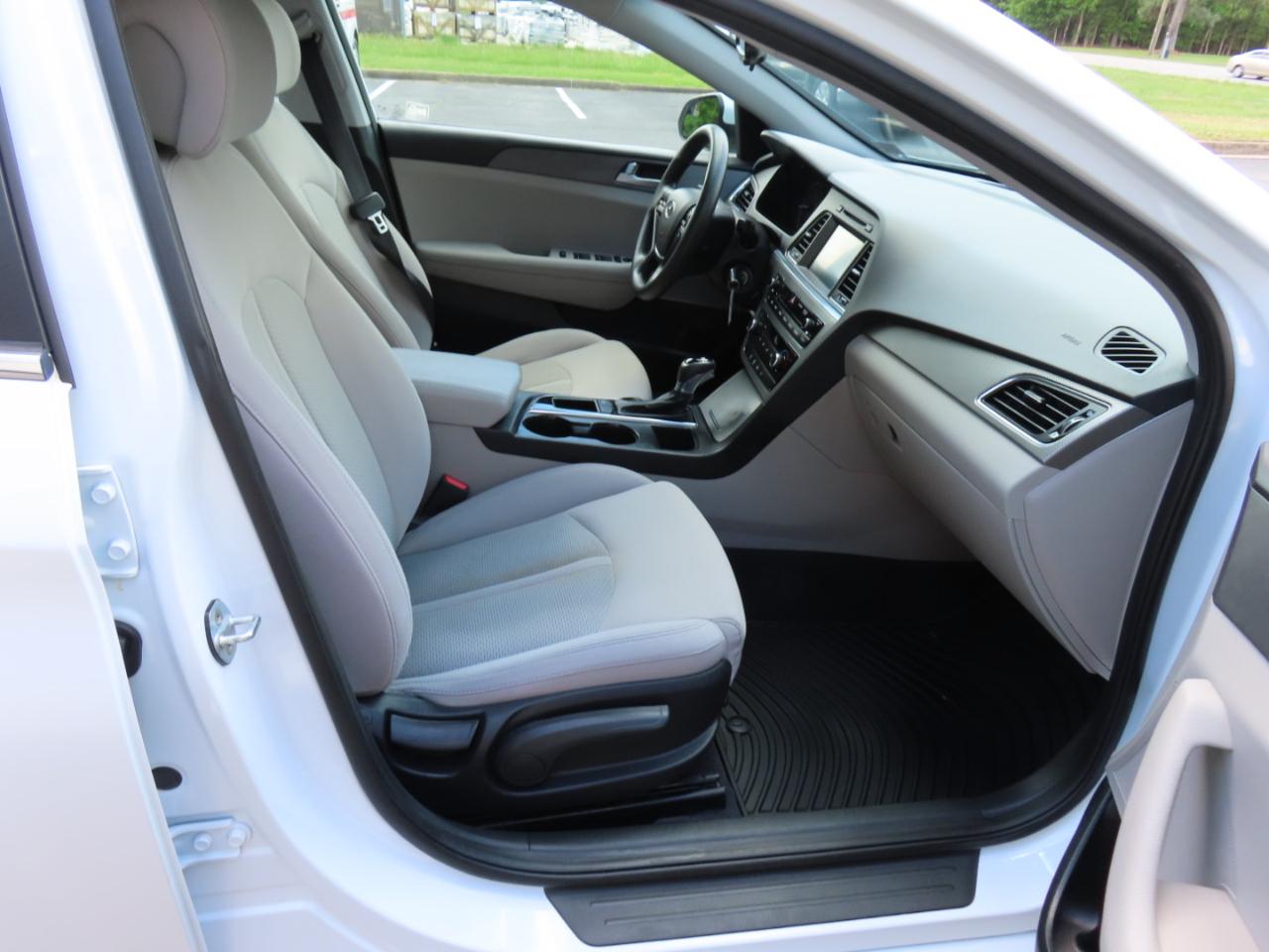 Hyundai Sonata SE 2016