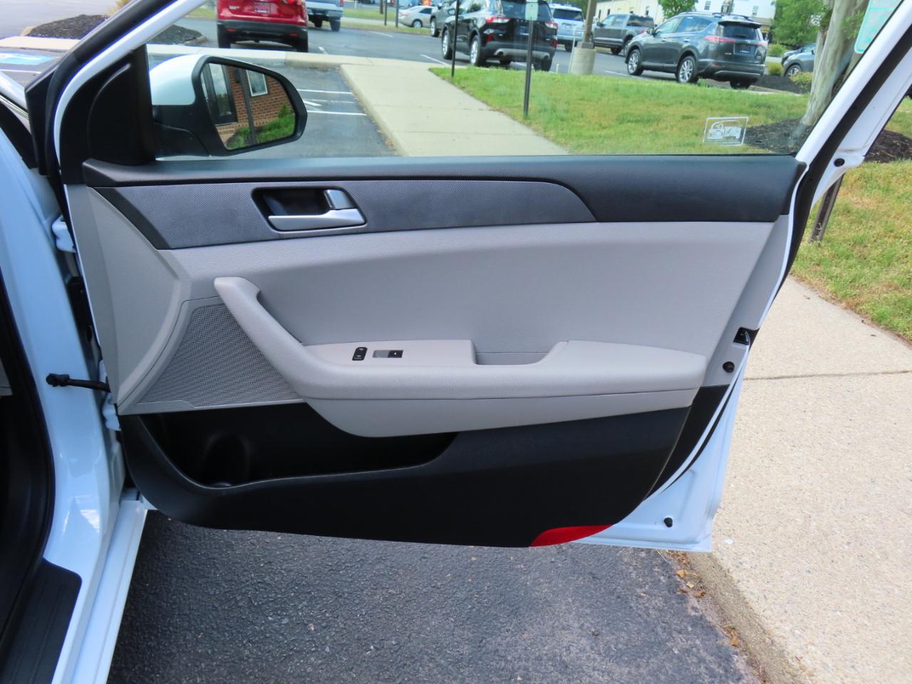 Hyundai Sonata SE 2016