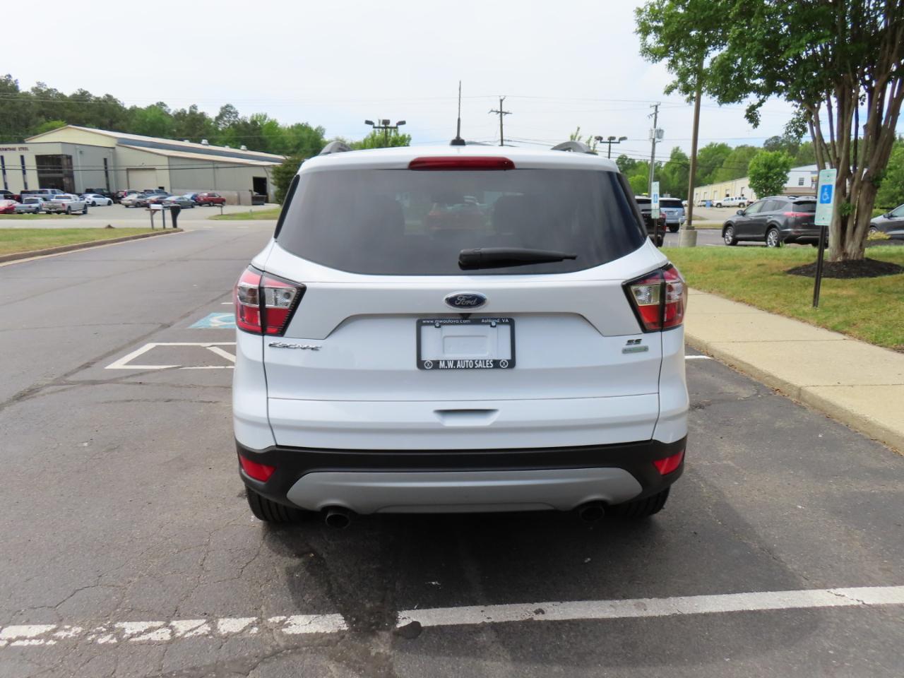 Ford Escape SE FWD 2018