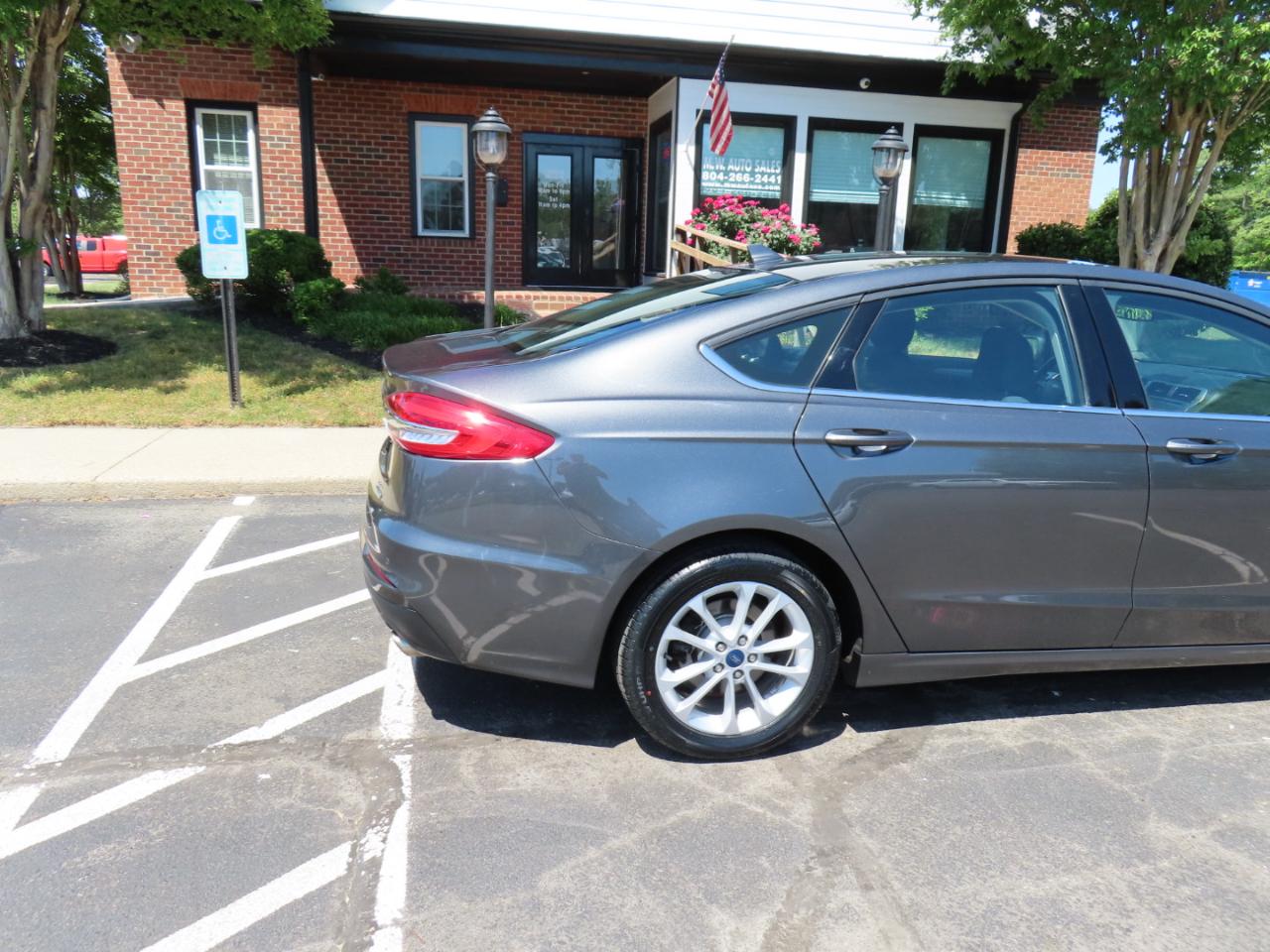 Ford Fusion SE 2020