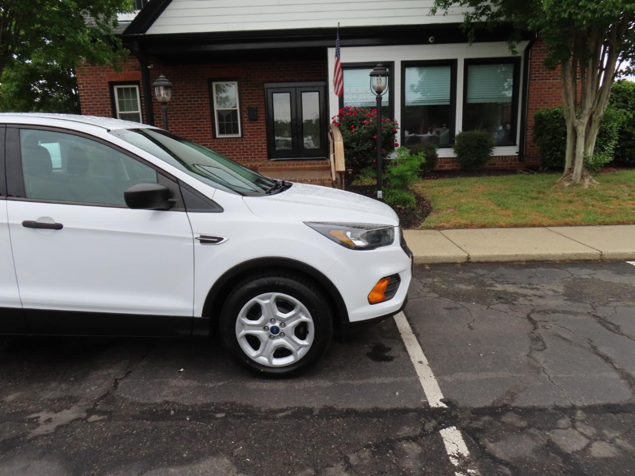 Ford Escape S FWD 2019