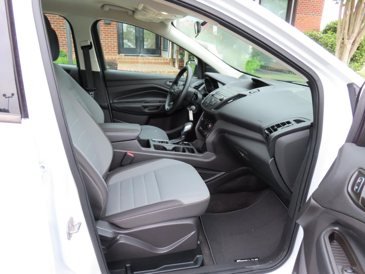 Ford Escape S FWD 2019