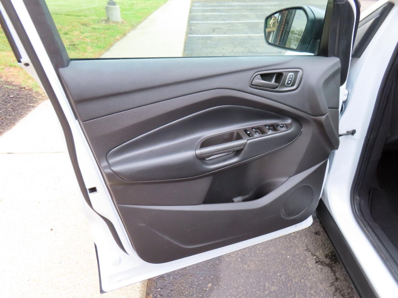 Ford Escape S FWD 2019