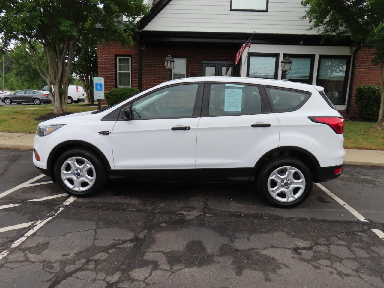 Ford Escape S FWD 2019