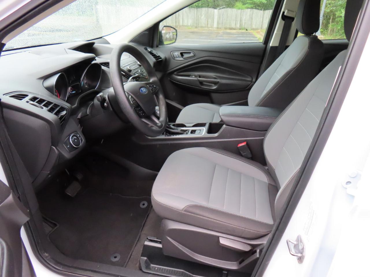 Ford Escape S FWD 2019