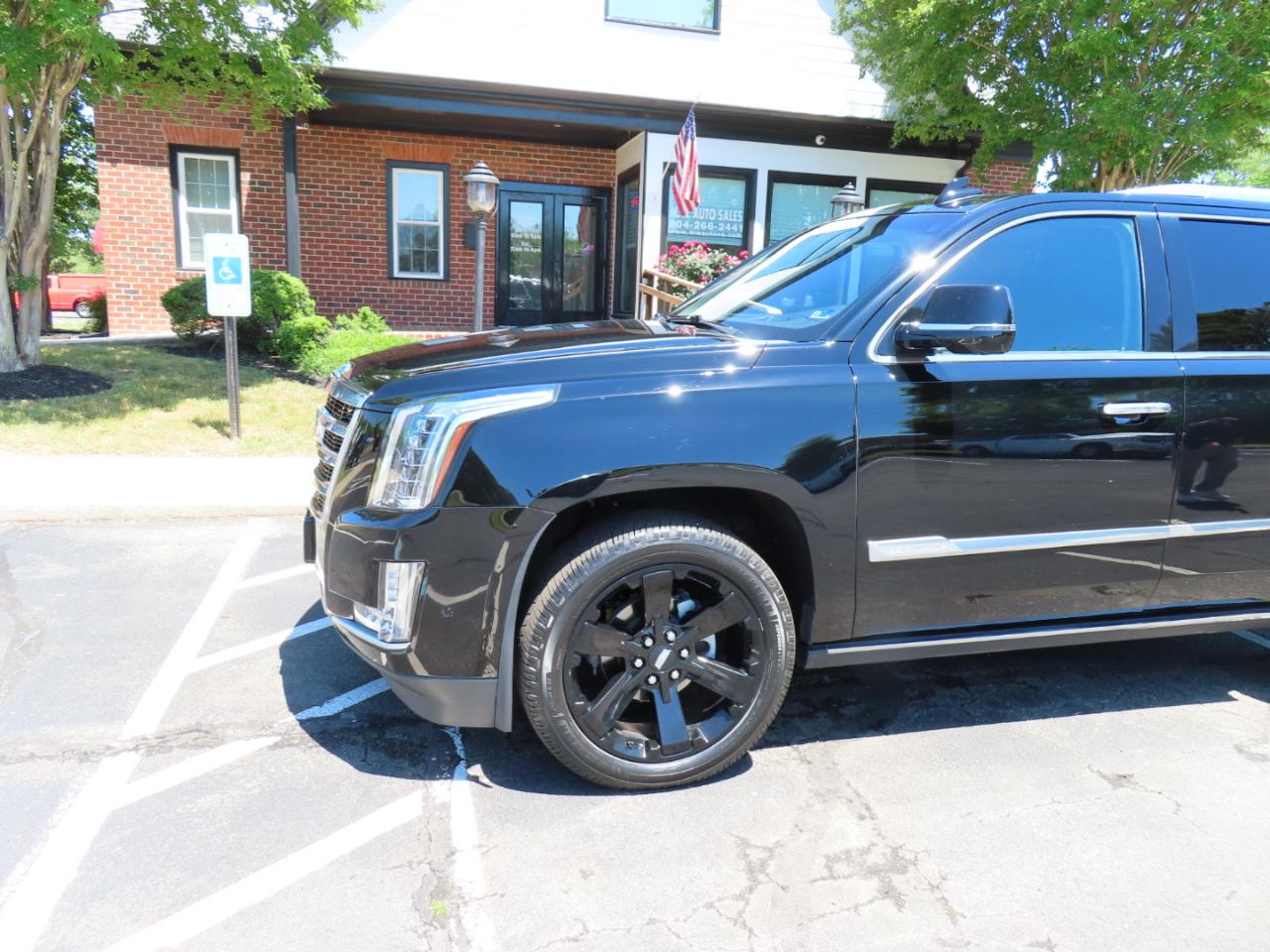 Cadillac Escalade Premium 2WD 2018