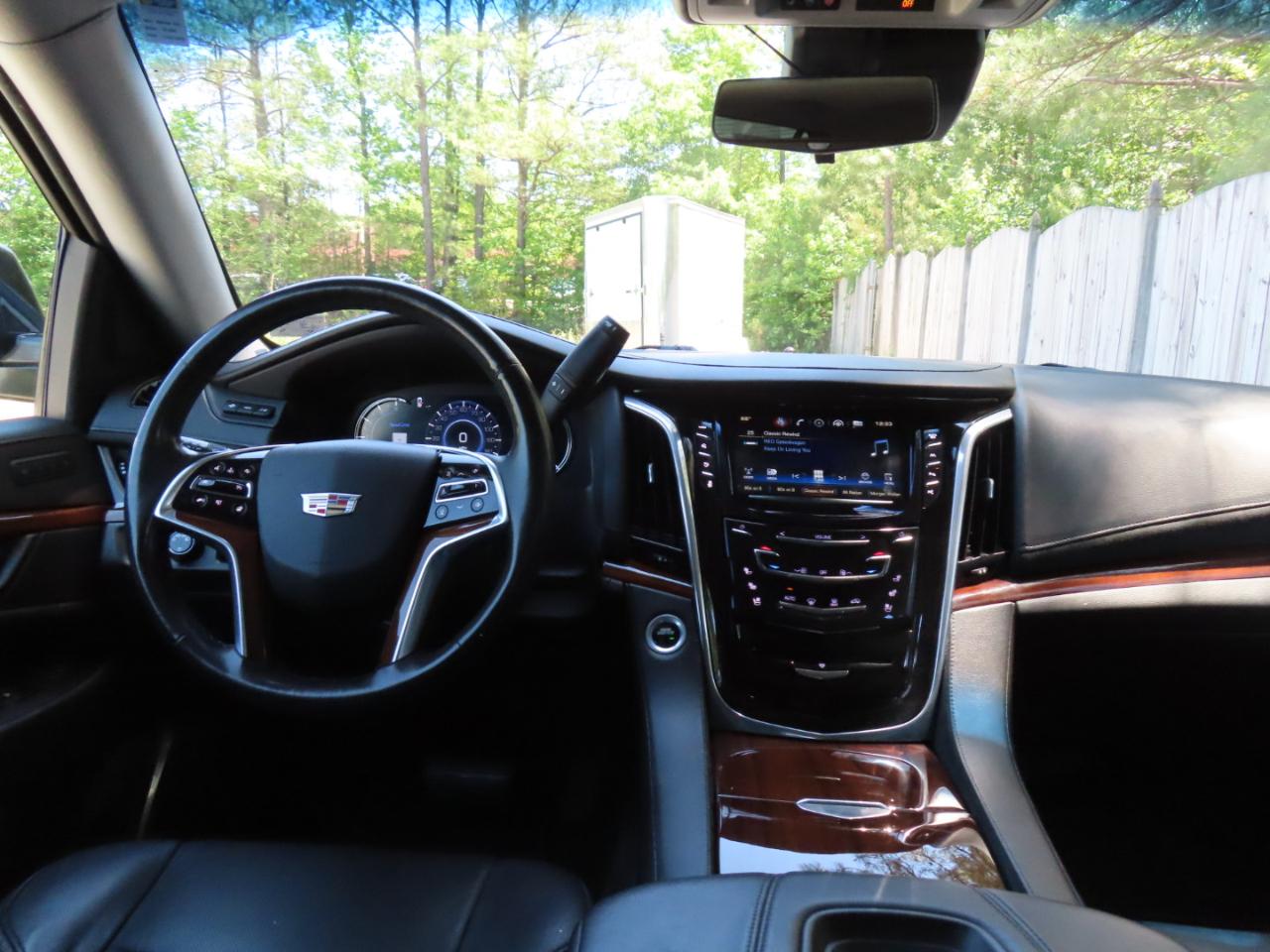 Cadillac Escalade Premium 2WD 2018