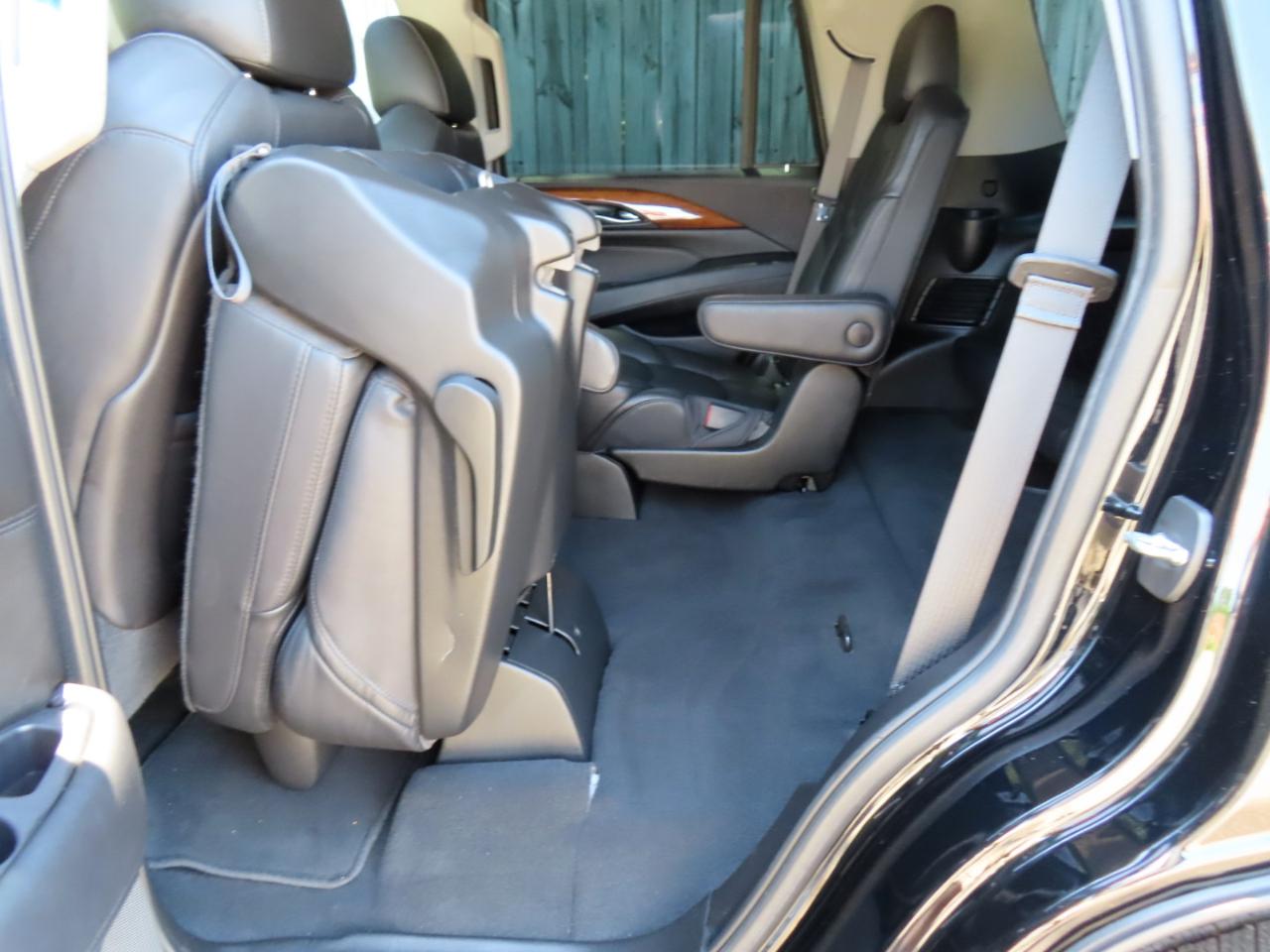 Cadillac Escalade Premium 2WD 2018