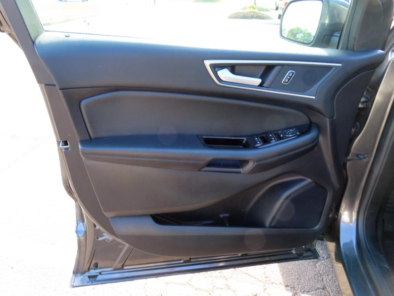 Ford Edge SEL FWD 2020