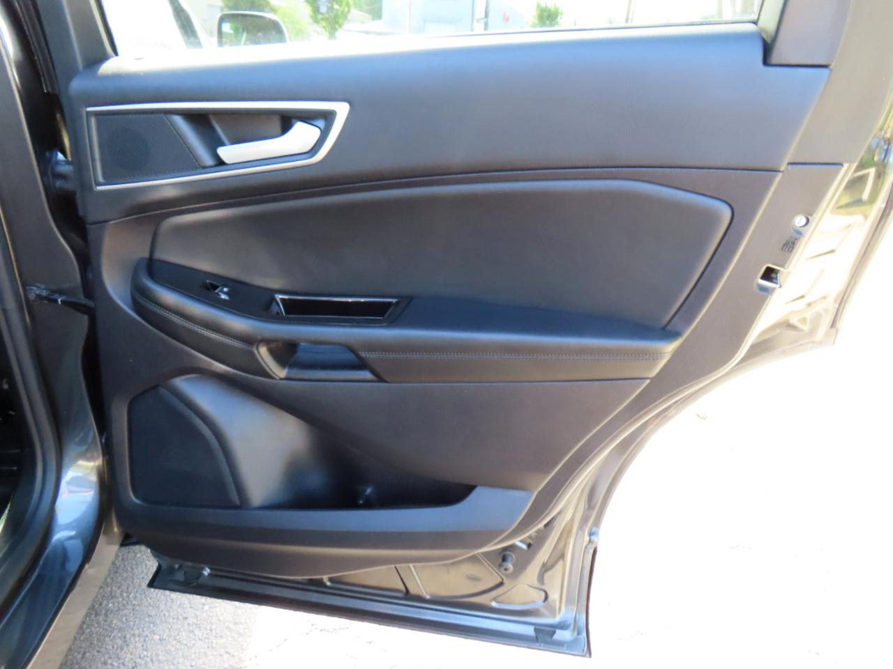 Ford Edge SEL FWD 2020