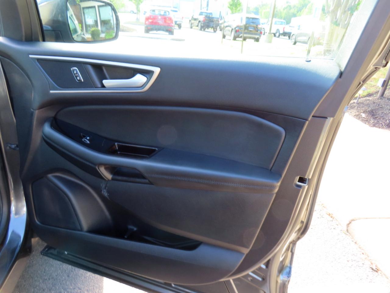 Ford Edge SEL FWD 2020