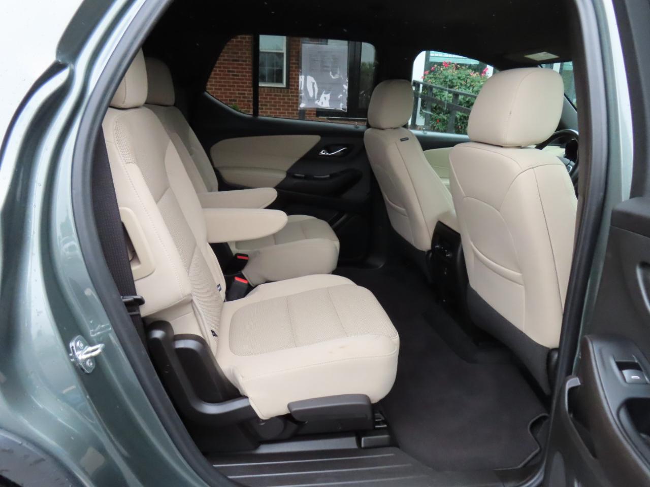 Chevrolet Traverse LT Cloth FWD 2022