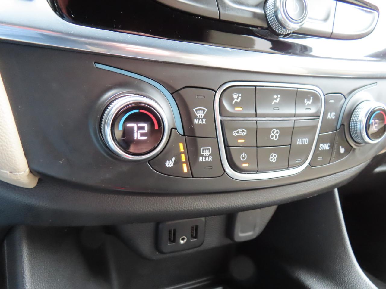 Chevrolet Traverse LT Cloth FWD 2022