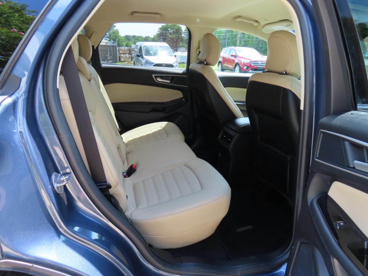 Ford Edge SEL FWD 2019