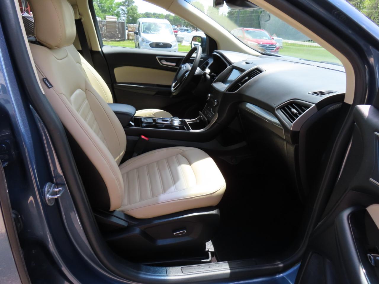 Ford Edge SEL FWD 2019