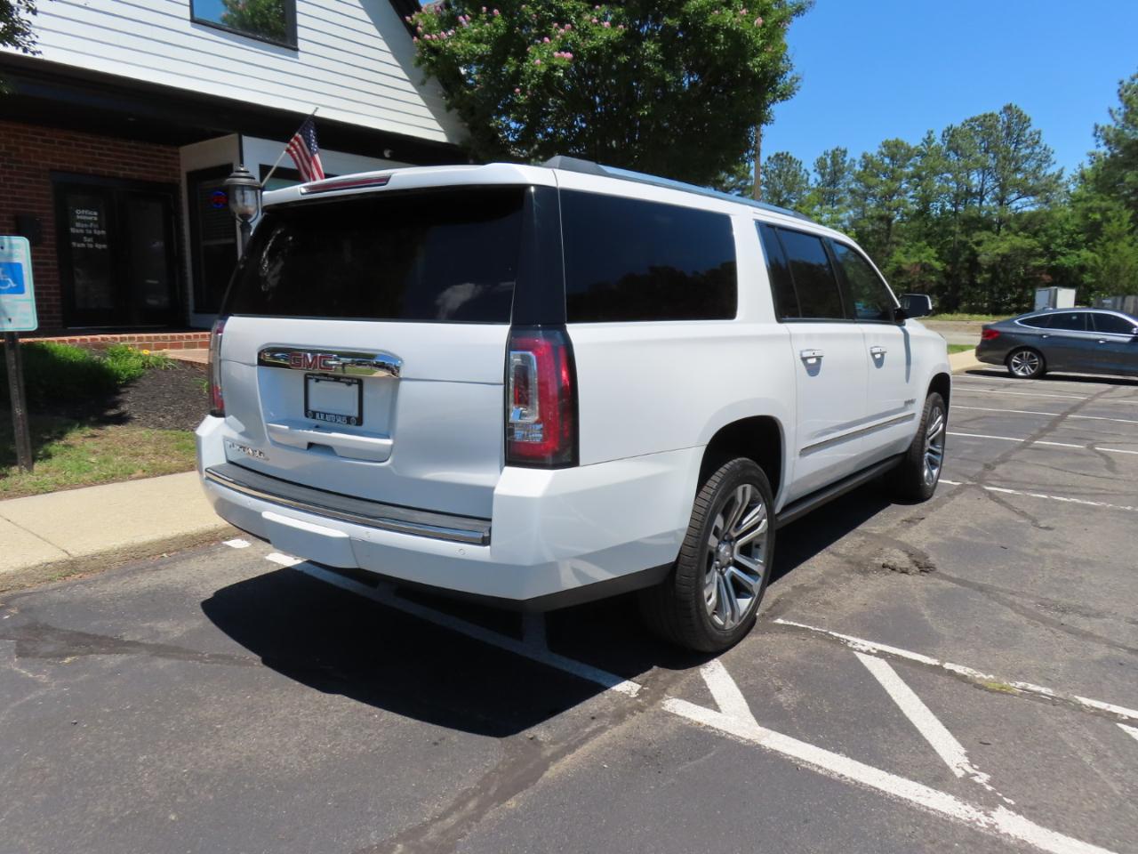 GMC Yukon XL Denali 2WD 2017