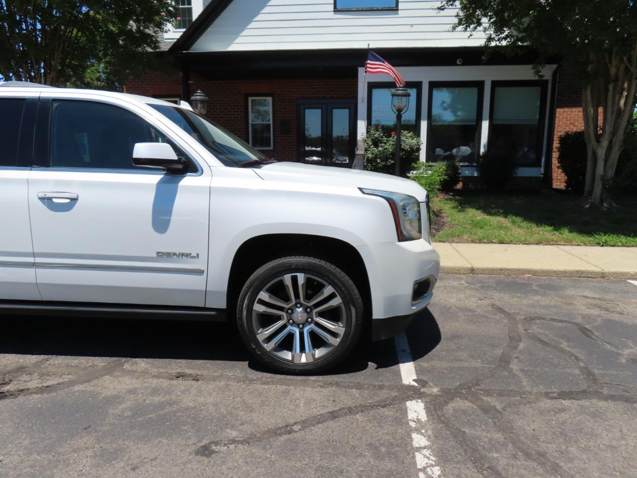 GMC Yukon XL Denali 2WD 2017