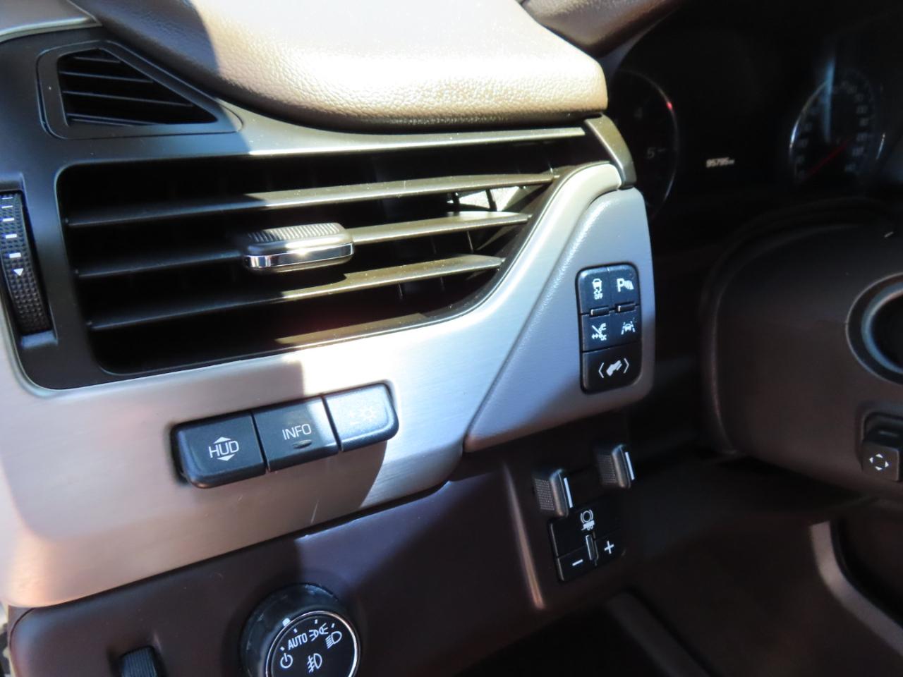 GMC Yukon XL Denali 2WD 2017