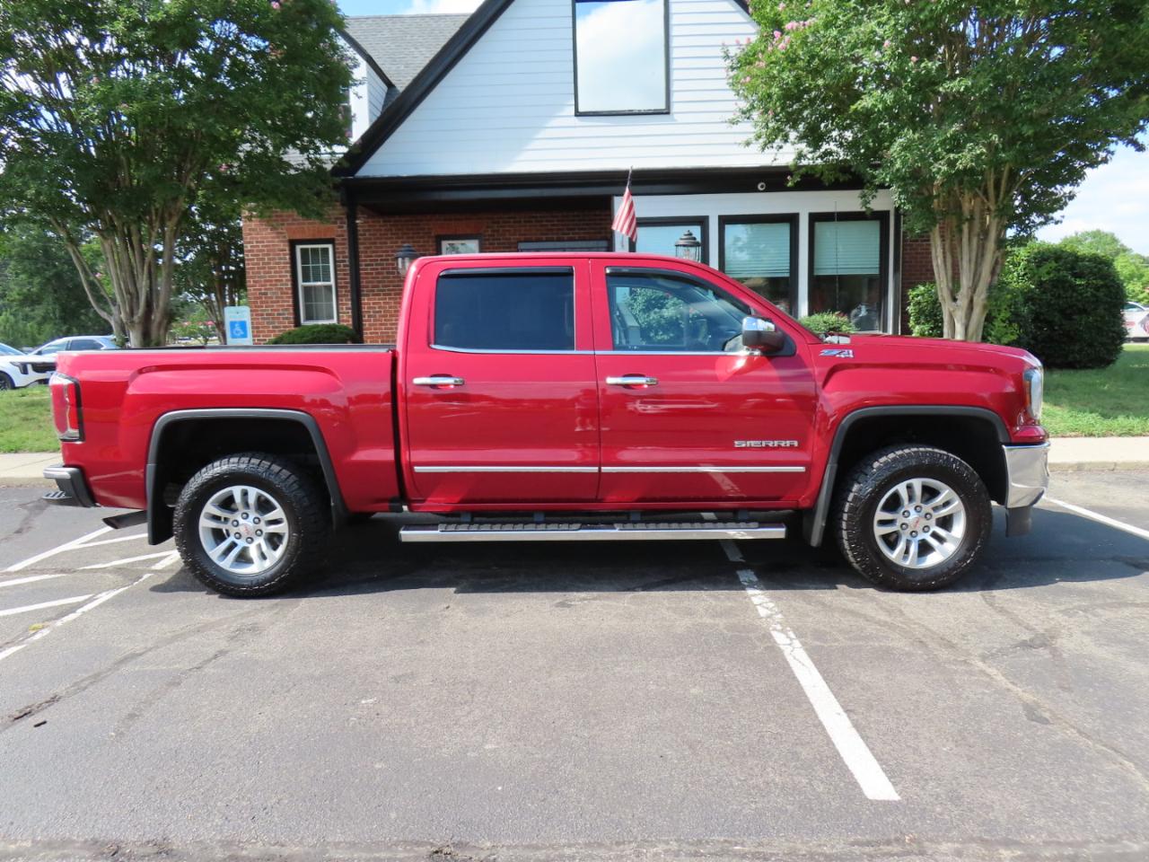 GMC Sierra 1500 SLT Crew Cab Short Box 4WD 2018