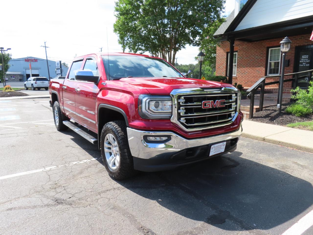 GMC Sierra 1500 SLT Crew Cab Short Box 4WD 2018
