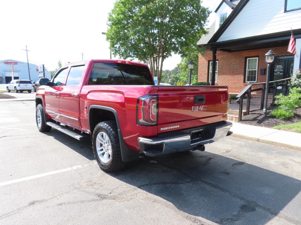 GMC Sierra 1500 SLT Crew Cab Short Box 4WD 2018