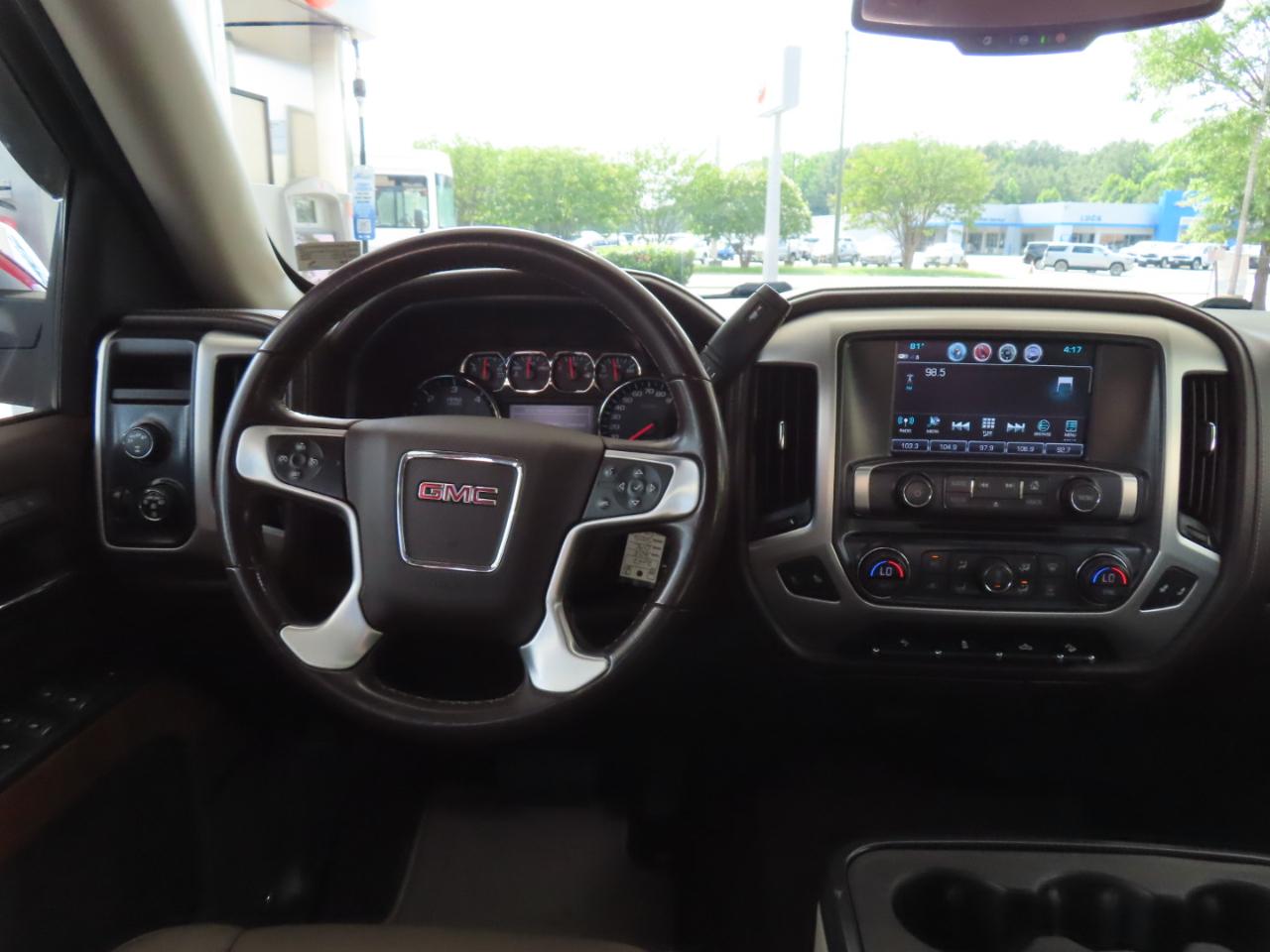 GMC Sierra 1500 SLT Crew Cab Short Box 4WD 2018