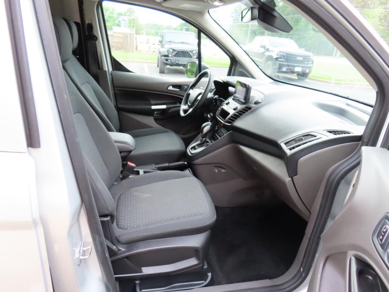 Ford Transit Connect Cargo Van XLT LWB w/Rear Liftgate 2020