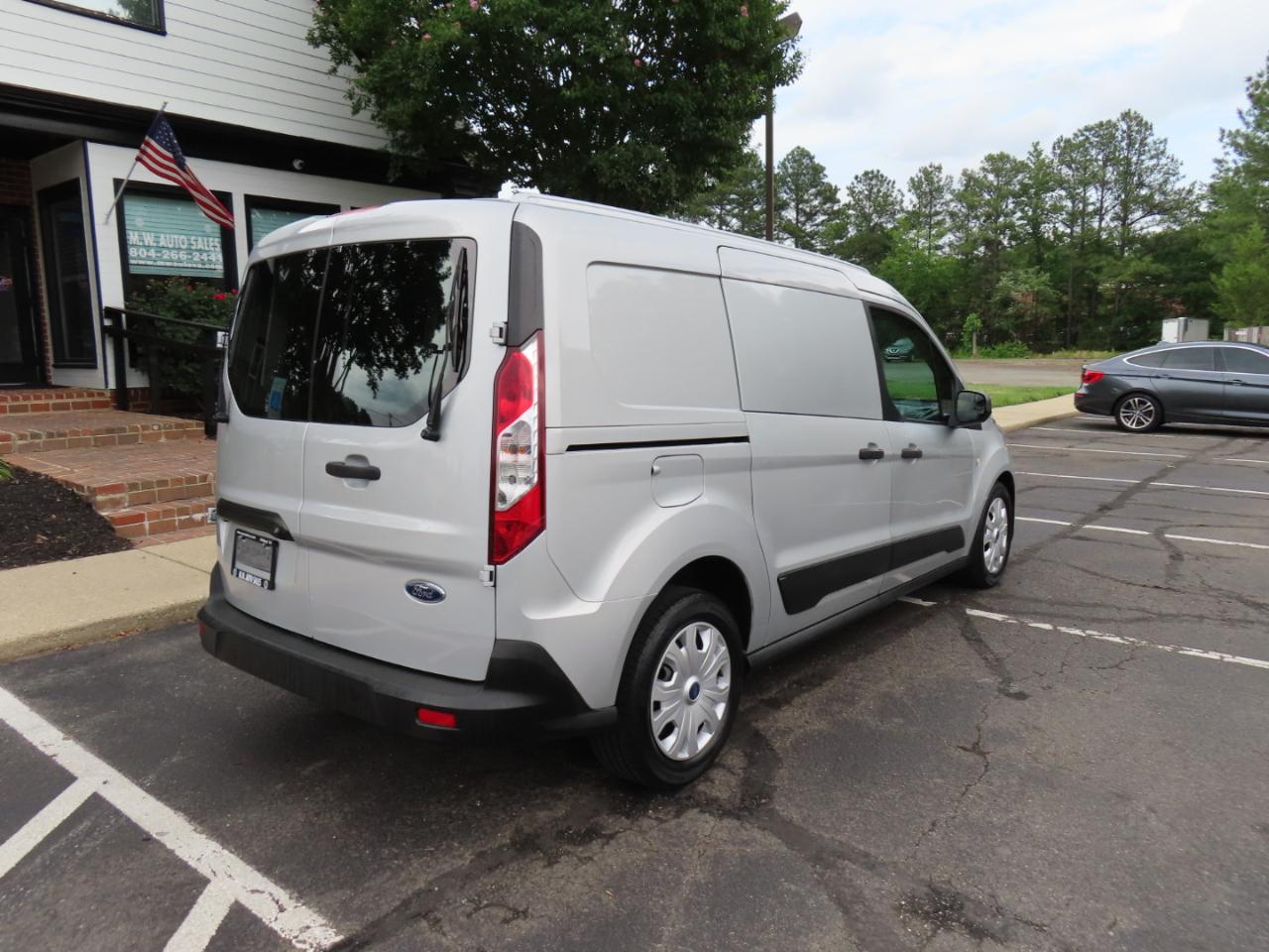 Ford Transit Connect Cargo Van XLT LWB w/Rear Liftgate 2020