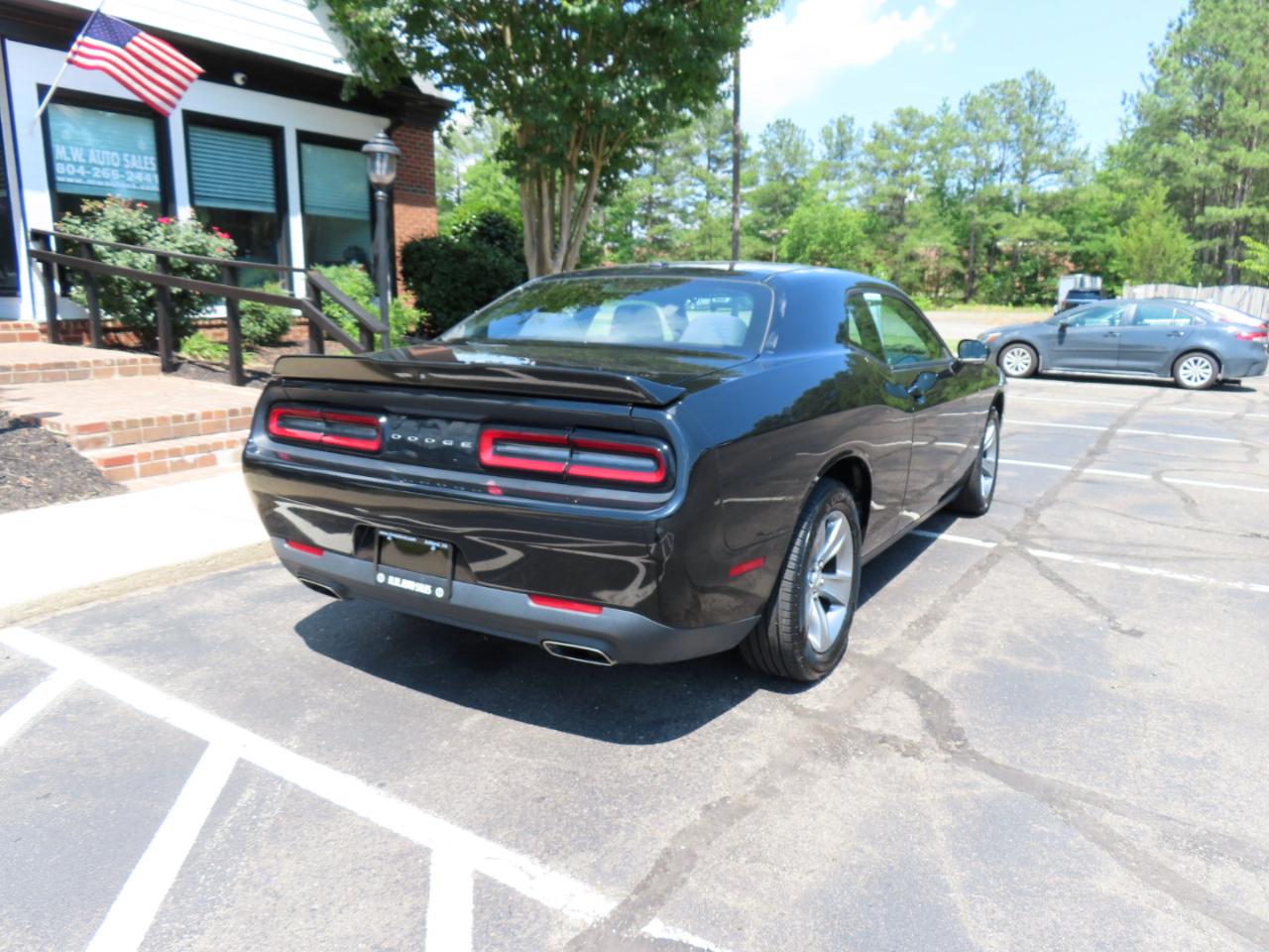 Dodge Challenger SXT 2019