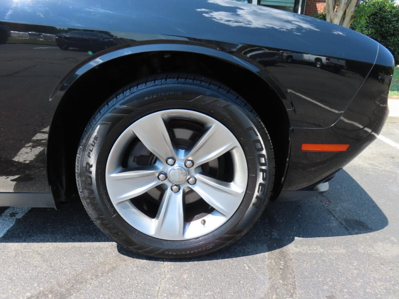 Dodge Challenger SXT 2019