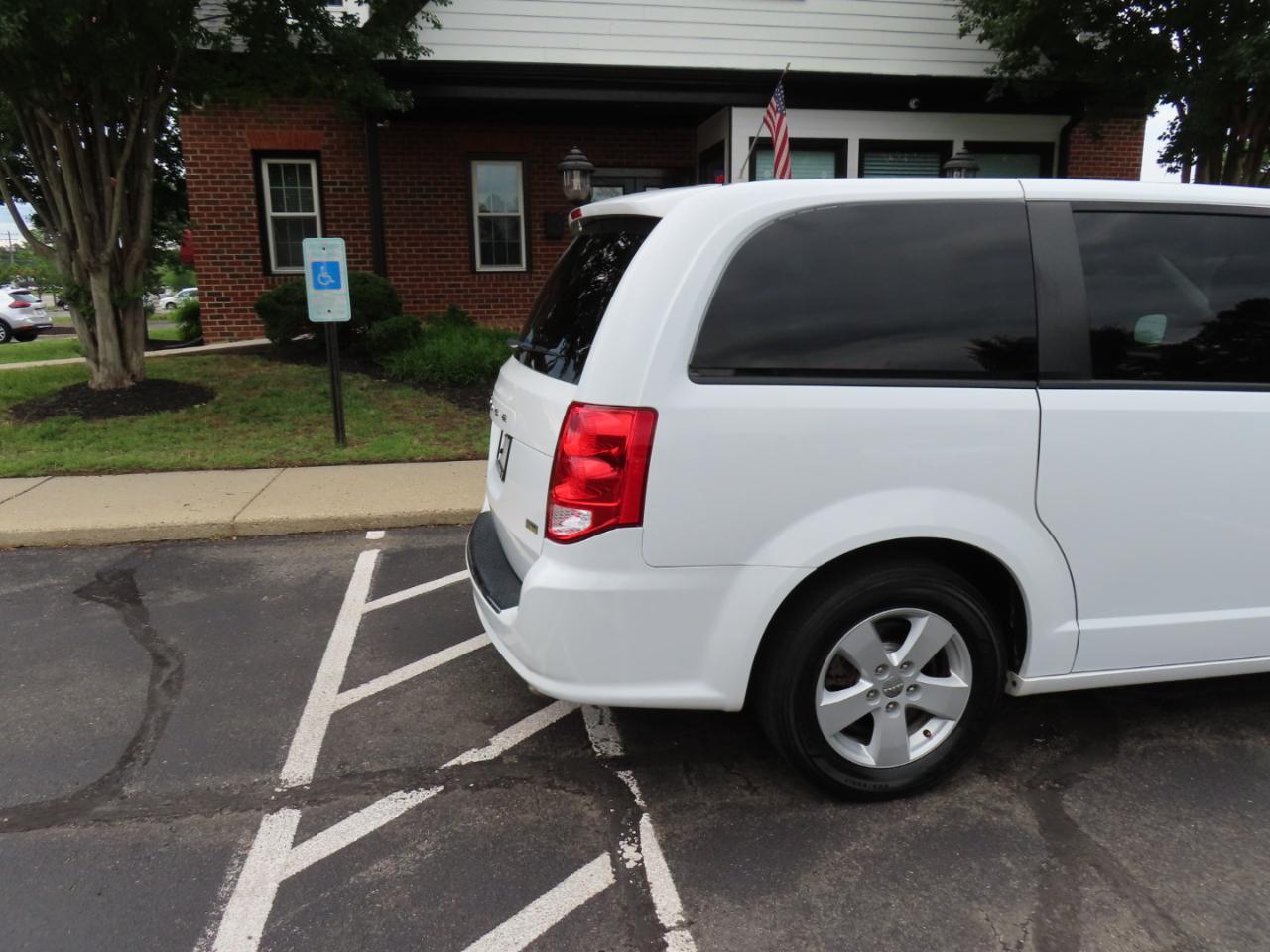Dodge Grand Caravan SE 2018