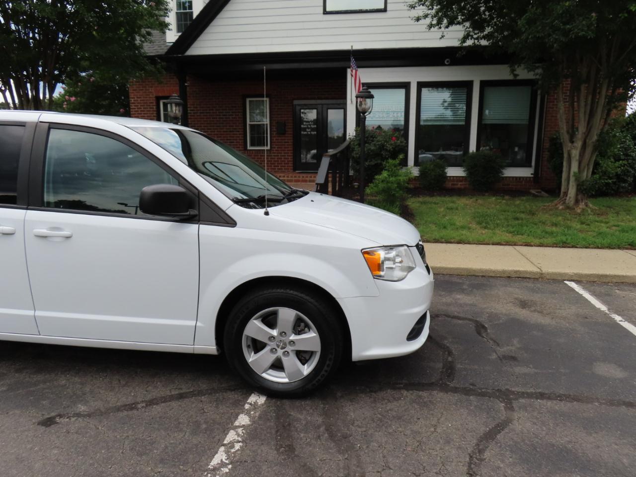 Dodge Grand Caravan SE 2018