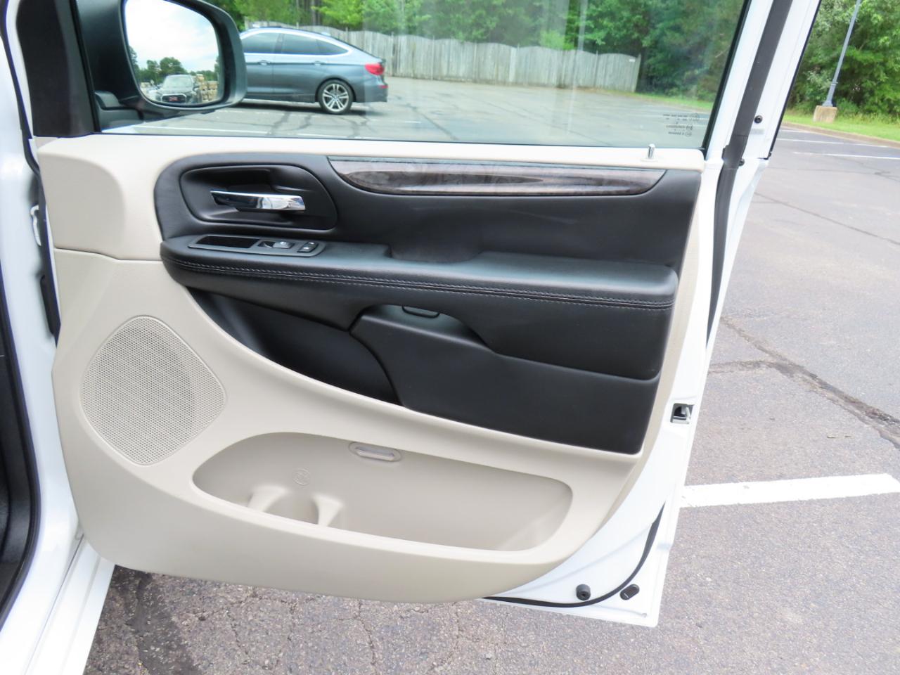 Dodge Grand Caravan SE 2018