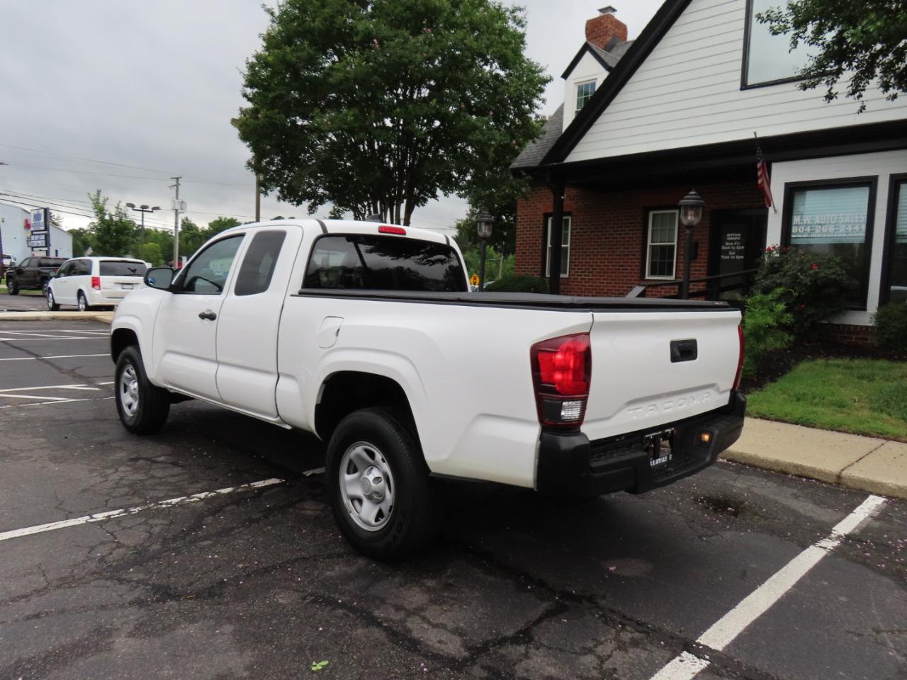 Toyota Tacoma SR5 Access Cab I4 6AT 2WD 2022