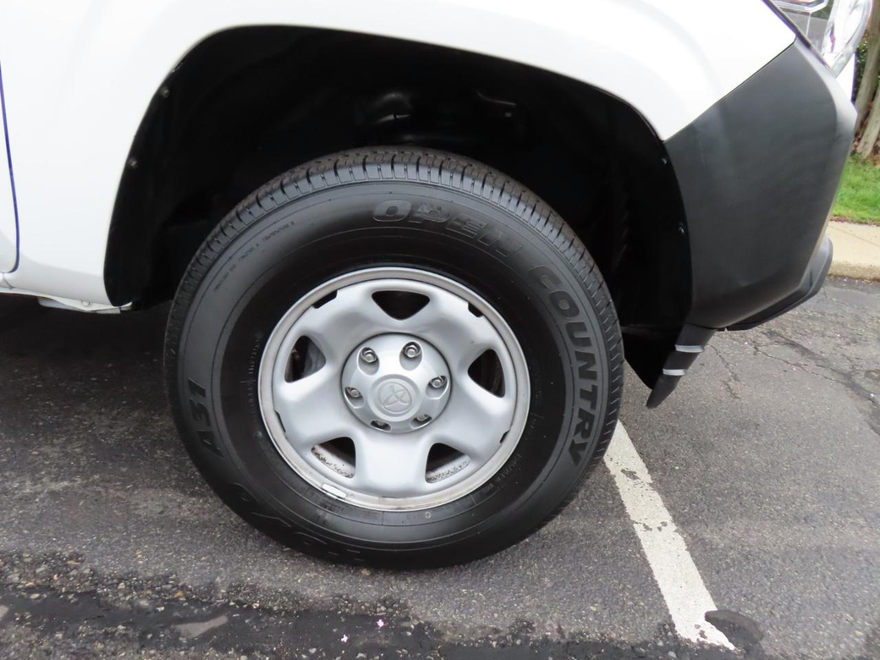 Toyota Tacoma SR5 Access Cab I4 6AT 2WD 2022