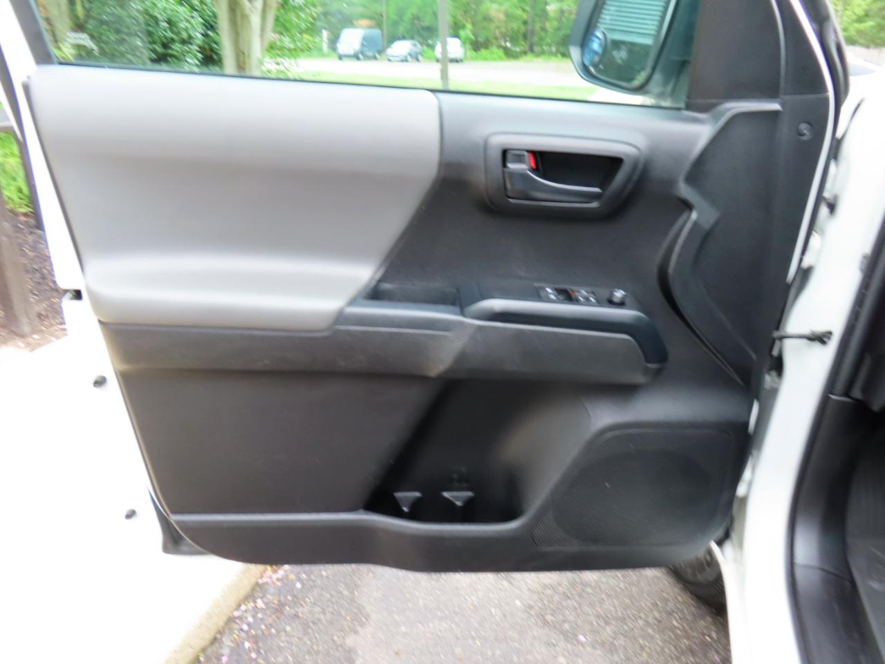 Toyota Tacoma SR5 Access Cab I4 6AT 2WD 2022