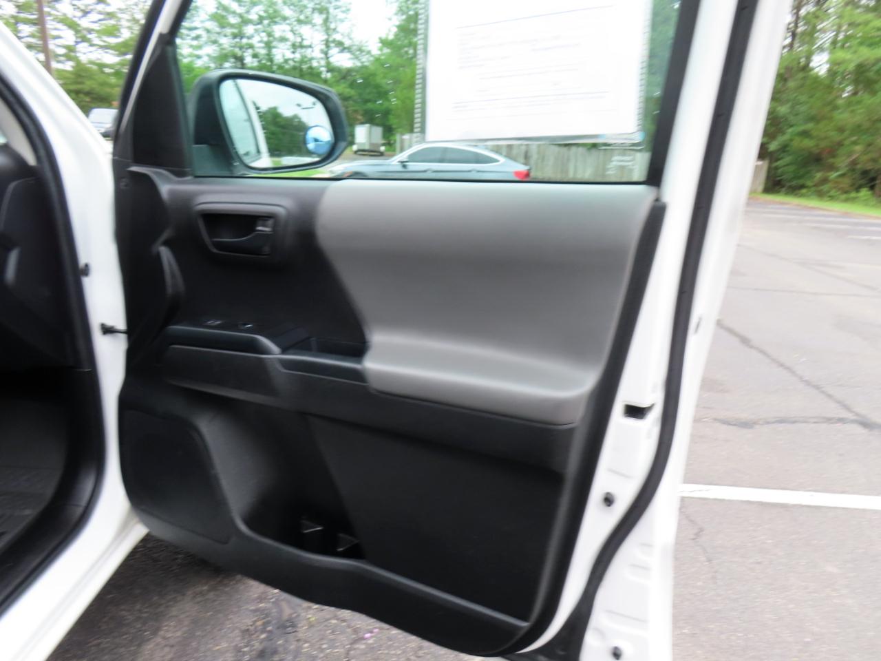 Toyota Tacoma SR5 Access Cab I4 6AT 2WD 2022