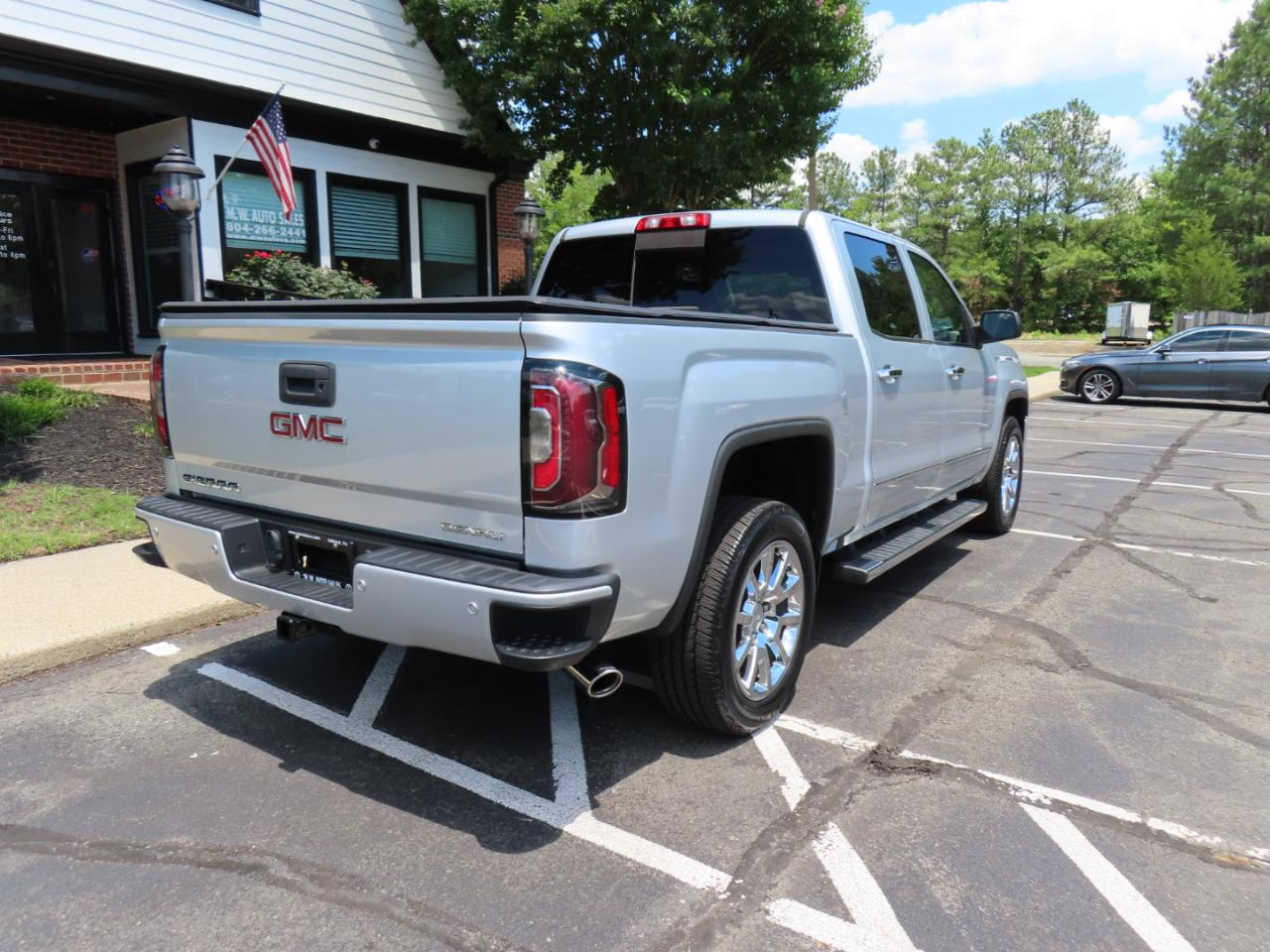 GMC Sierra 1500 Denali Crew Cab Short Box 4WD 2018