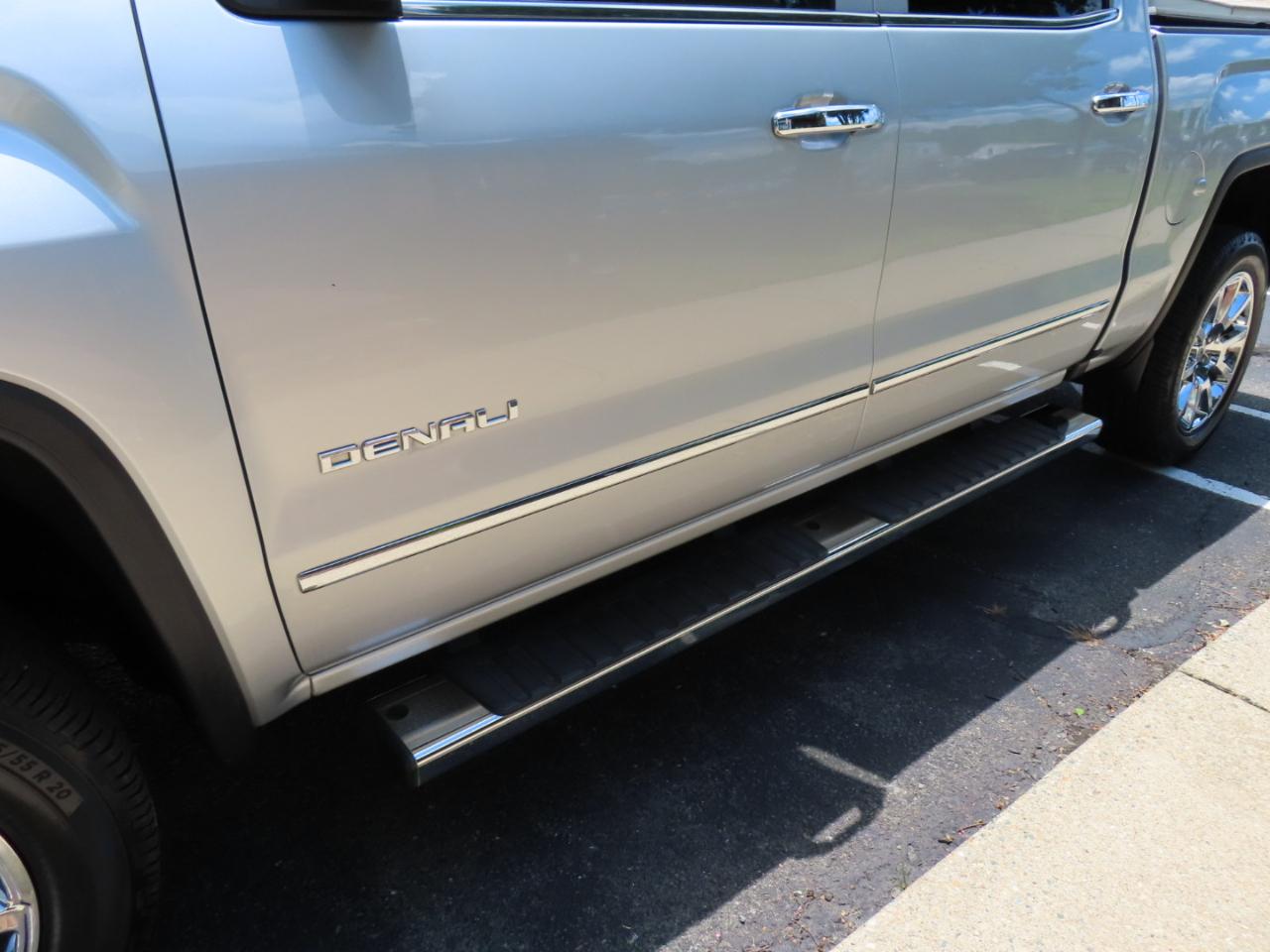 GMC Sierra 1500 Denali Crew Cab Short Box 4WD 2018