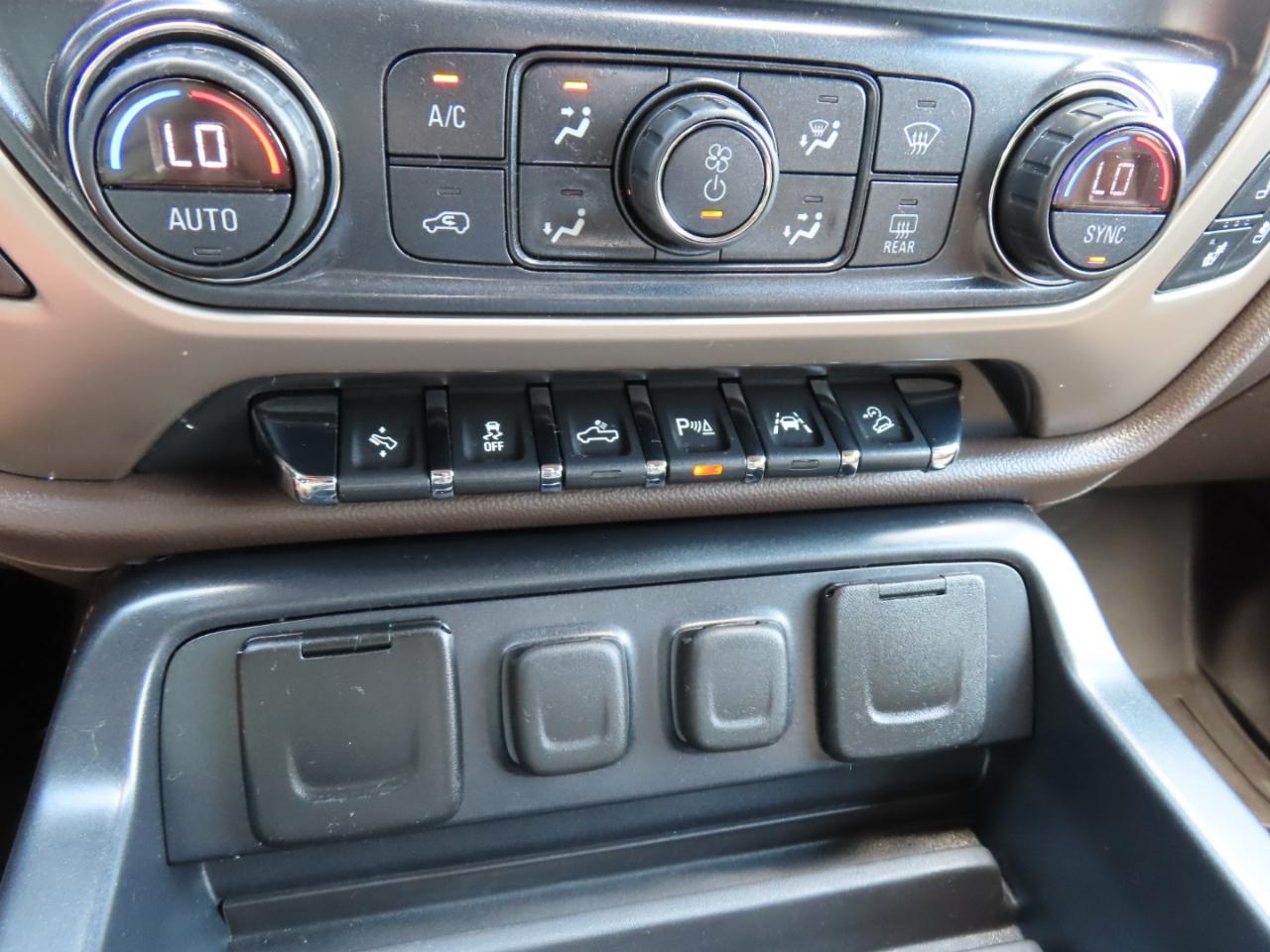 GMC Sierra 1500 Denali Crew Cab Short Box 4WD 2018