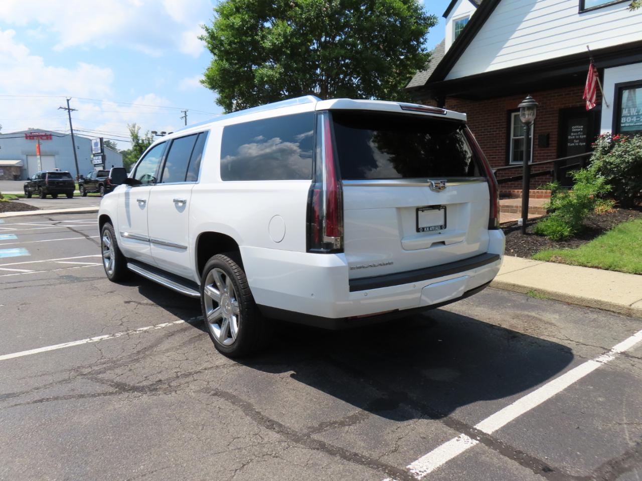 Cadillac Escalade ESV Premium 4WD 2018