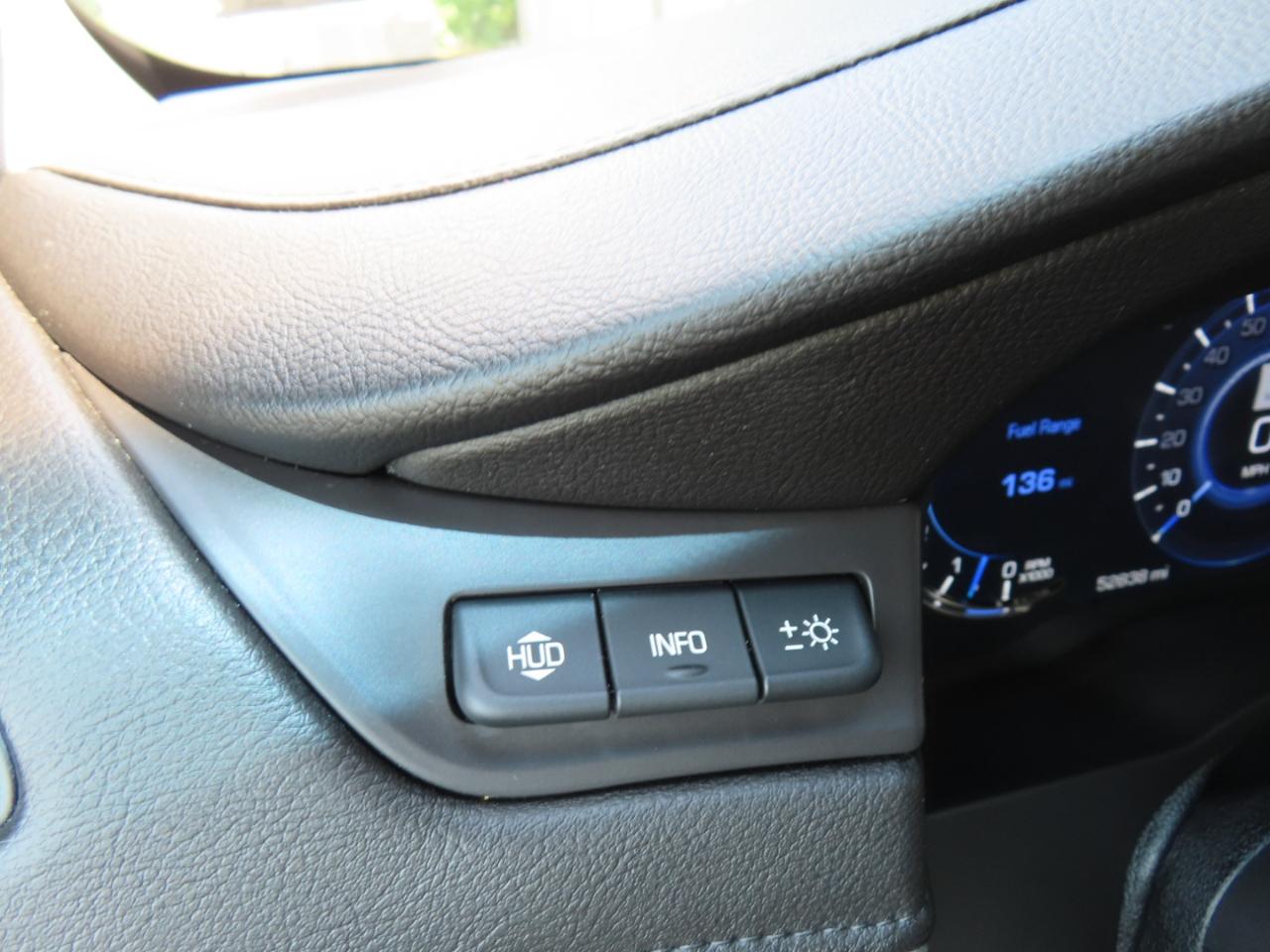 Cadillac Escalade ESV Premium 4WD 2018