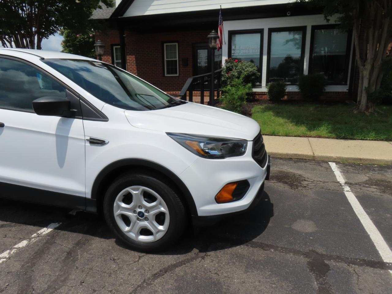 Ford Escape S FWD 2019