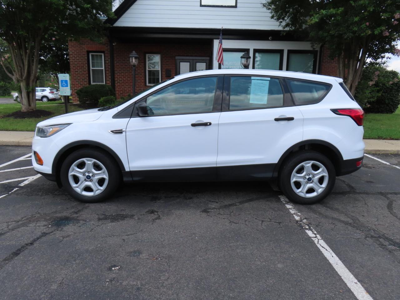 Ford Escape S FWD 2019