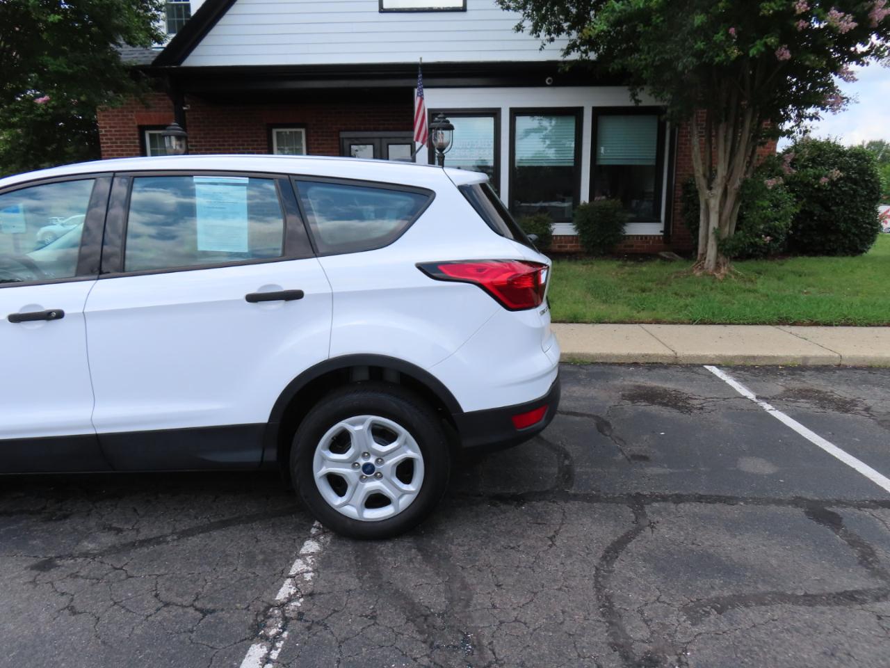 Ford Escape S FWD 2019