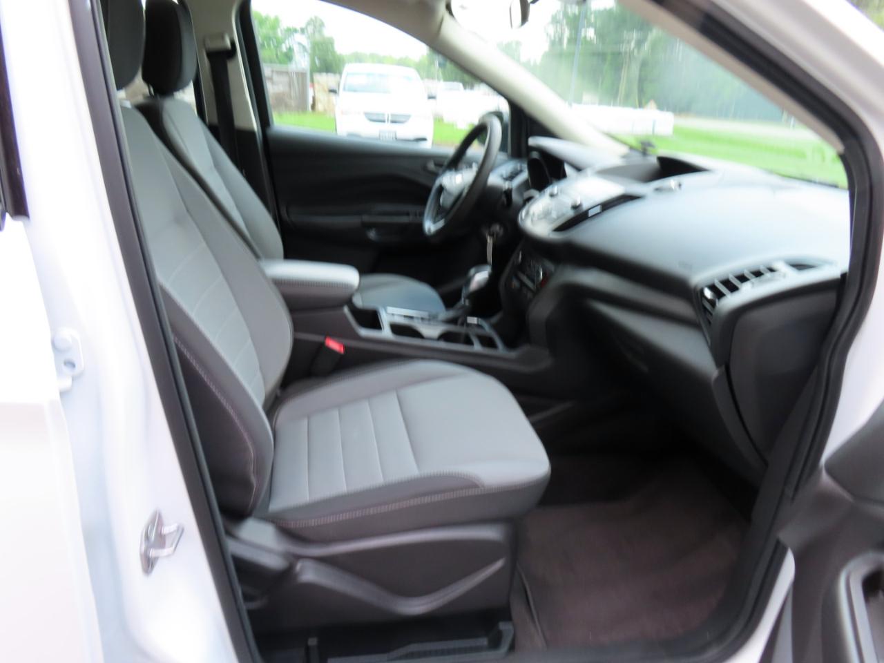 Ford Escape S FWD 2019