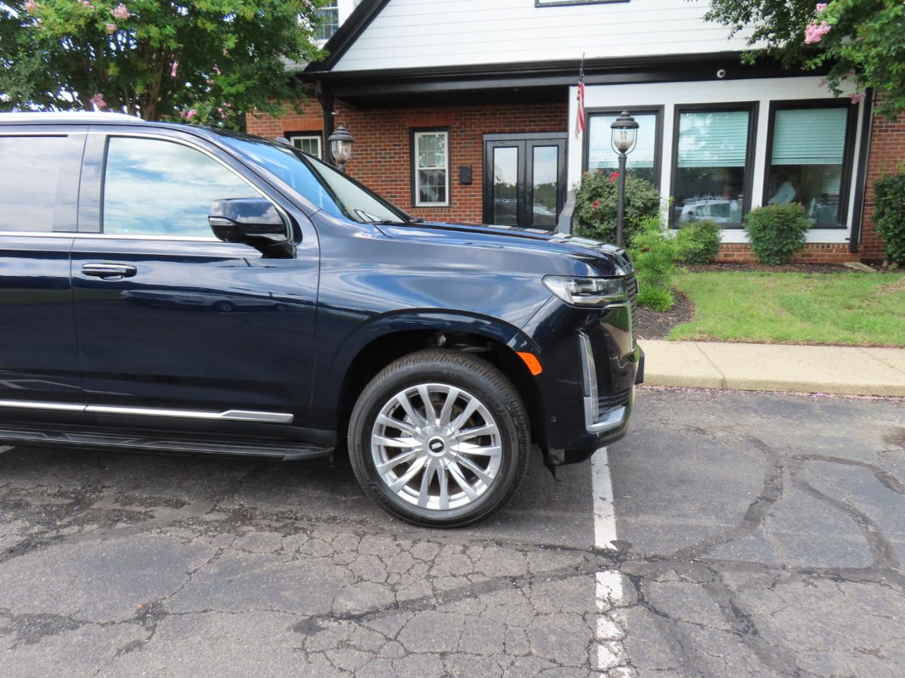 Cadillac Escalade Premium Luxury AWD 2021