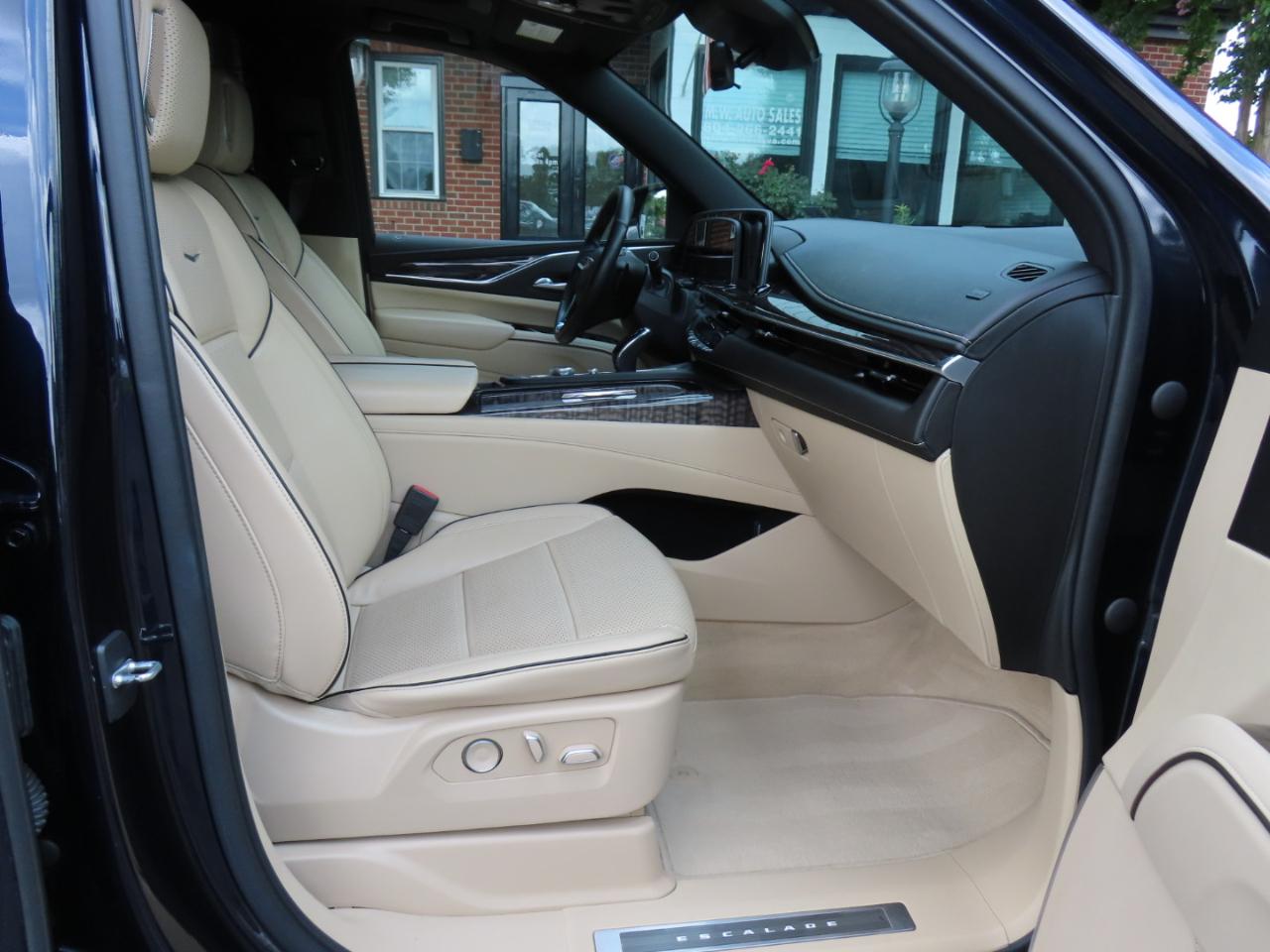 Cadillac Escalade Premium Luxury AWD 2021