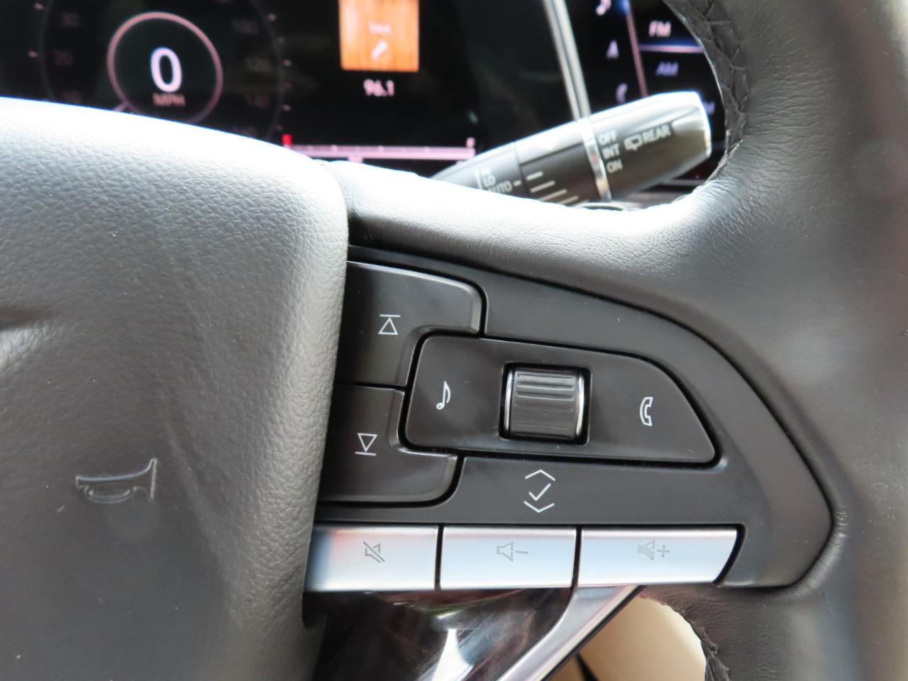 Cadillac Escalade Premium Luxury AWD 2021
