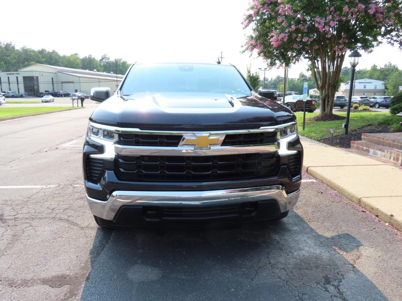 Chevrolet Silverado 1500 LT Crew Cab 4WD 2023